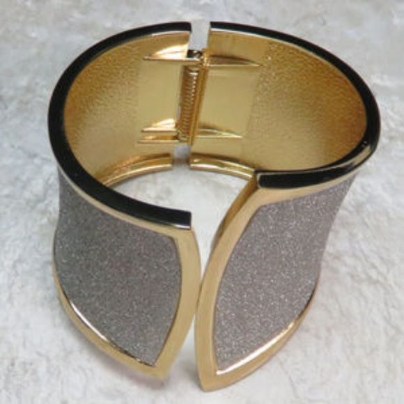 bebe gold and silver cuff bracelet NWOT bbb07nc - Picture 3 of 5